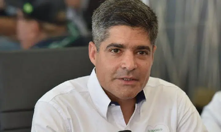 ACM Neto questiona pesquisa divulgada pelo jornal A Tarde: 'Enquete manipulada'