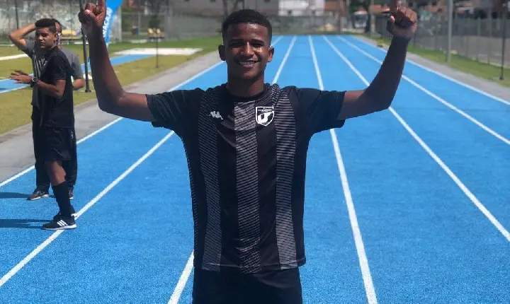 Aos 18 anos, Jovem Catuense e promessa da arbitragem baiana estreia pela FBF