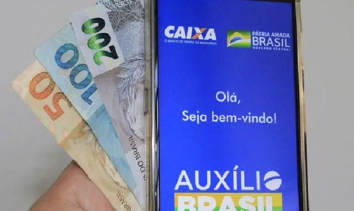 Auxílio Brasil começa com dúvidas sobre ampliação e valor para R$ 400