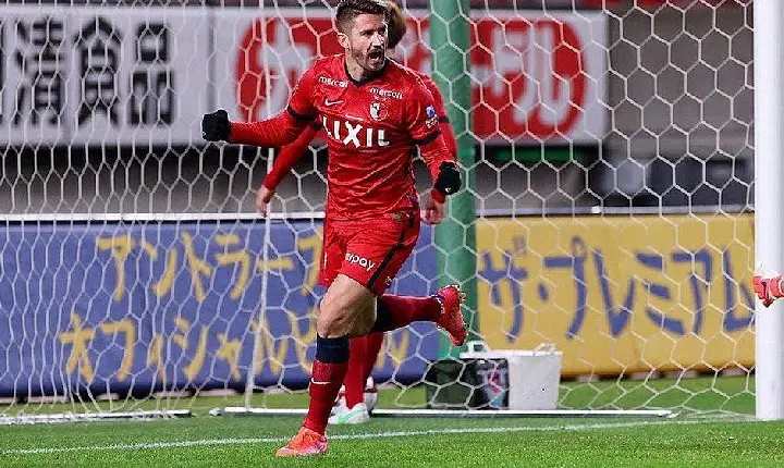 Bahia acerta a contratação do atacante Everaldo