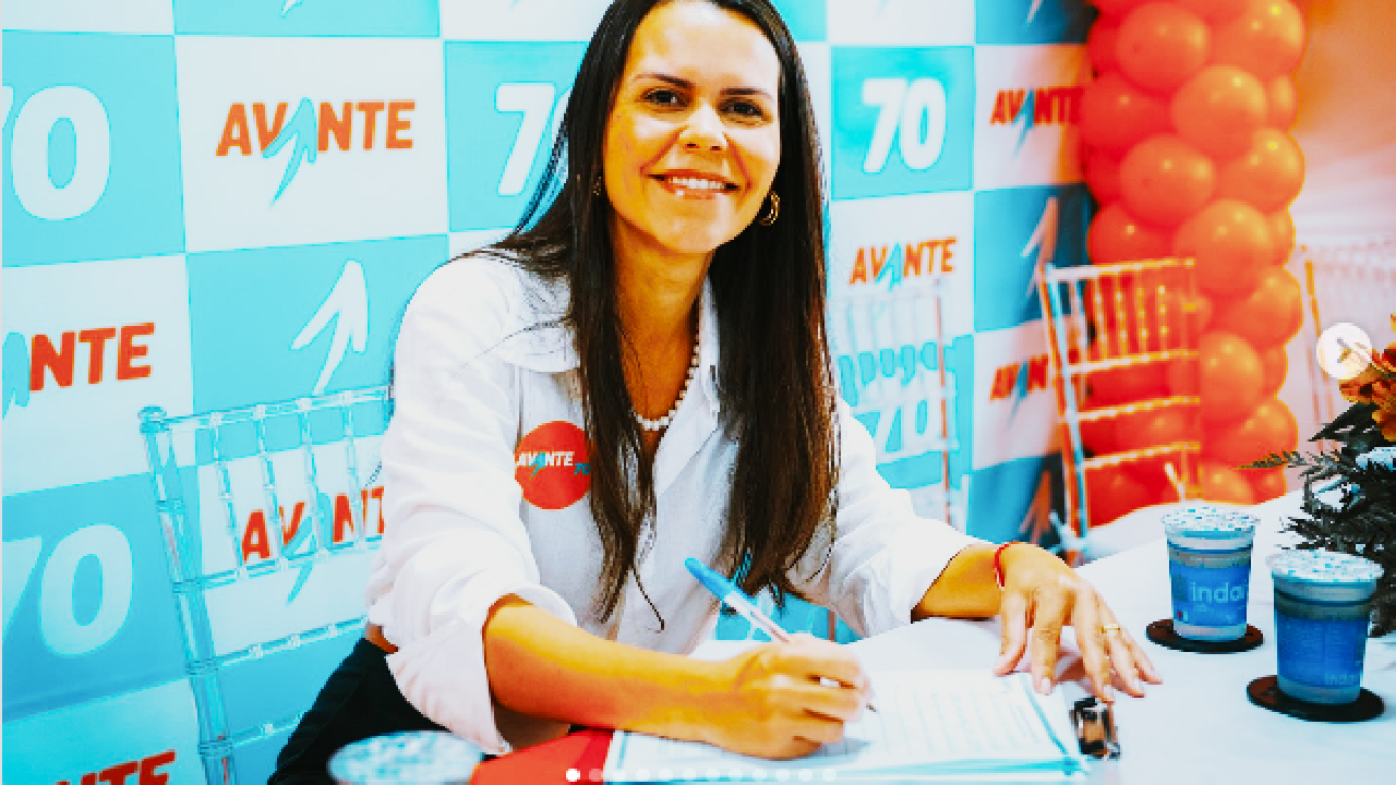 Candidatura de Clara Sena à Câmara Federal é oficializada durante convenção do Avante em Salvador