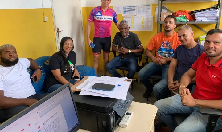 Ciclistas se reunem na sede da Secretaria de Juventude para alinhar os detalhes da 3ª Semana de Ciclismo e 6º Cicloturismo de Catu