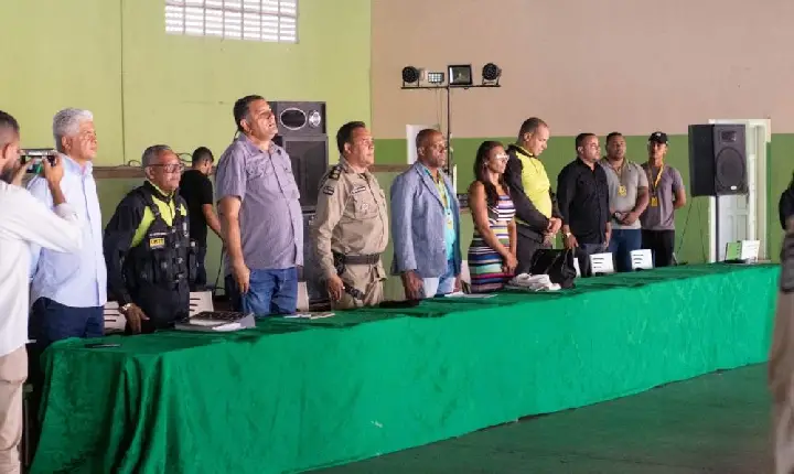 CMTT realiza audiência pública com mototaxistas para regulamentação da categoria em Catu