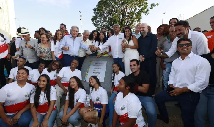 Com investimento de R$ 32 milhões, Catu ganha novo colégio de tempo integral com 12 salas de aula