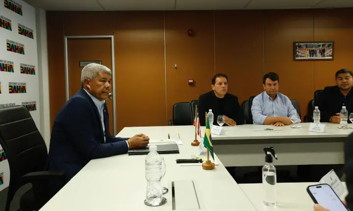 Estado autoriza construção de novo terminal rodoviário e obras de drenagem para Muquém do São Francisco