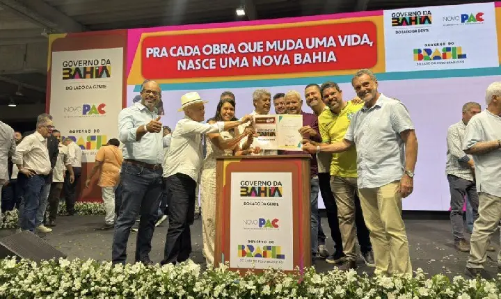 Governador Jerônimo Rodrigues autoriza importantes obras para Catu durante agenda em Salvador