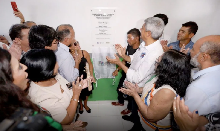 Governador Jerônimo Rodrigues inaugura obra de requalificação na BA-575 e horta comunitária