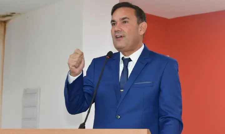 Na abertura dos trabalhos legislativos, prefeito Gustavo Carmo pede integração em favor do desenvolvimento de Alagoinhas