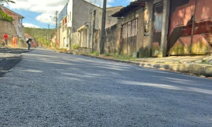 Praça do Bosque na Rua Nova começa a ser pavimentada