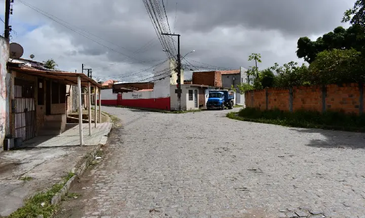 Prefeitura de Alagoinhas assina contrato para realização da obra de conclusão da macrodrenagem do canal Silva Jardim