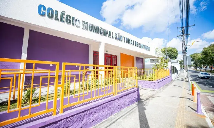 Prefeitura de Camaçari entrega primeira etapa das melhorias do Colégio Municipal São Tomaz de Cantuária