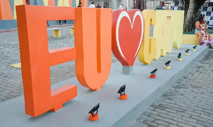 Prefeitura Municipal de Catu Inaugura nova praça no bairro do Gravito