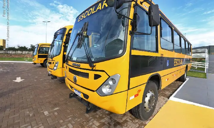 Prefeituras e Secretarias de Educação Estadual da Bahia já podem comprar ônibus escolares pelo programa Caminho da Escola