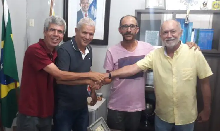 Vereador Rubens de Pau lavrado sela aliança com o Prefeito Pequeno Sales e se mantem no PT