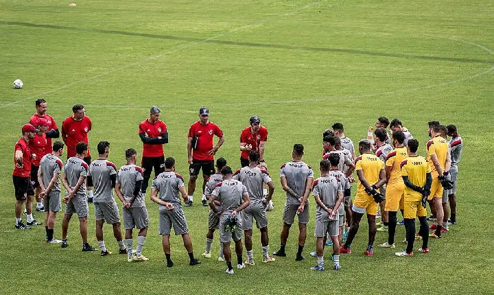 Vitória pode ter seis baixas na estreia da pré-Copa do Nordeste
