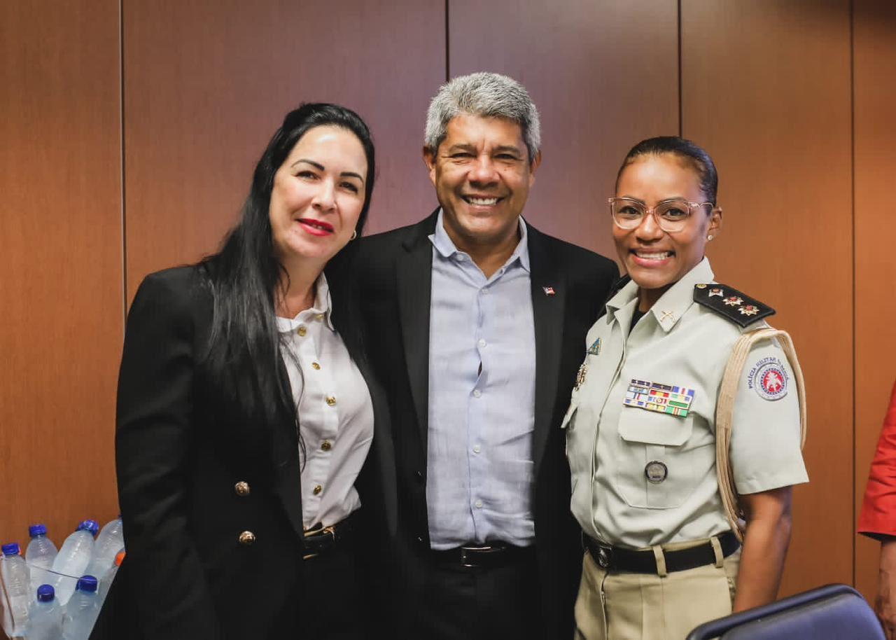 Deputada Ludmilla Fiscina defende pautas para o fortalecimento feminino em reunião com o governador Jerônimo