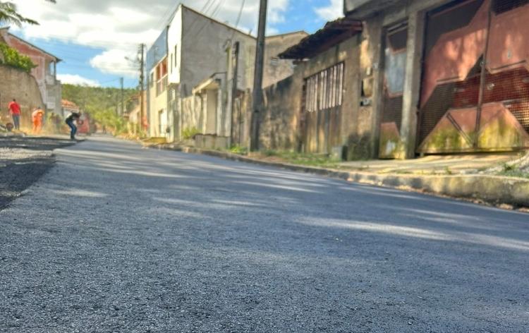 Praça do Bosque na Rua Nova começa a ser pavimentada