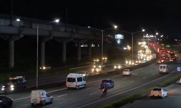 Fluxo é intenso na BR-324 e terminal rodoviário de Salvador antes do feriadão de Corpus Christi e São João