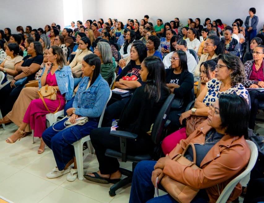 Profissionais da educação participam de palestra sobre Primeiros Socorros com foco na primeira infância