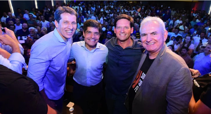 Em Feira de Santana ACM Neto lança chapa para disputar governo da Bahia