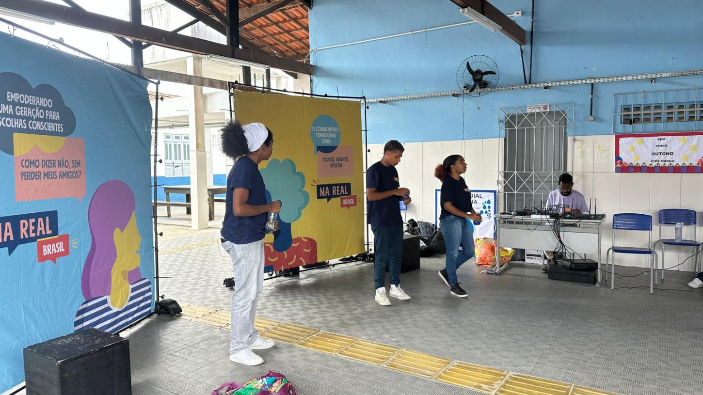 Programa Na Real: escolas municipais recebem ação de combate ao consumo de álcool entre adolescentes