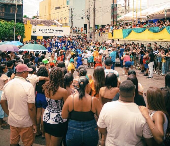 Catu celebra 7 de Setembro com Desfile Cívico marcado por participação e valorização da educação